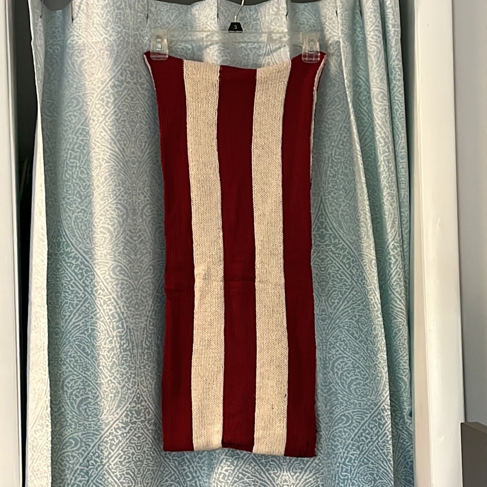 Scarf - Picture 2 of 3
